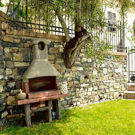 Holiday home 2 Bedrooms House With Private Pool Terrace And Wifi At Diano San Pietro